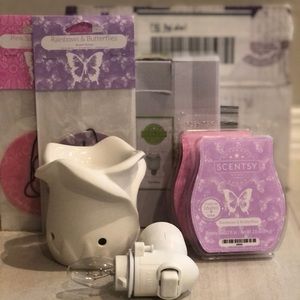Scentsy Tea Rose Mini-Warmer
